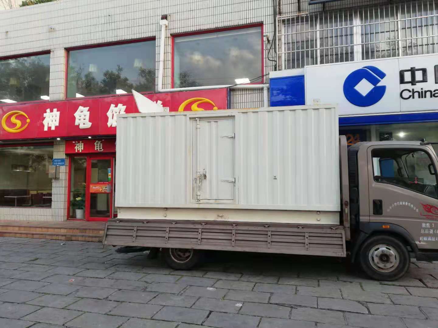 鹰潭出租发电机-柴油发电机组错误的启动方式