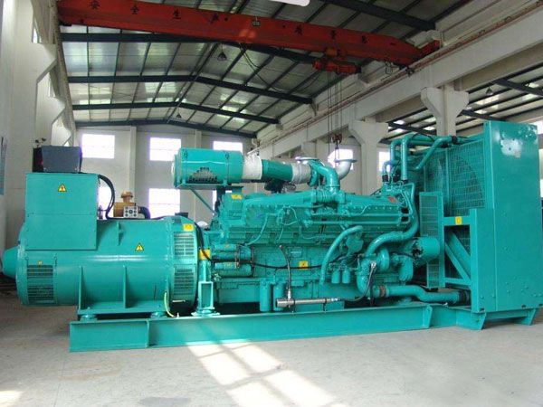 鹰潭影响800KW发电机组油耗的因素有哪些？